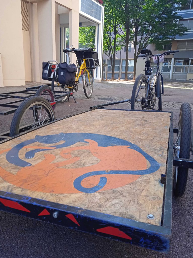 Remorques sans moteur nous nous servont pour transporter les vélos