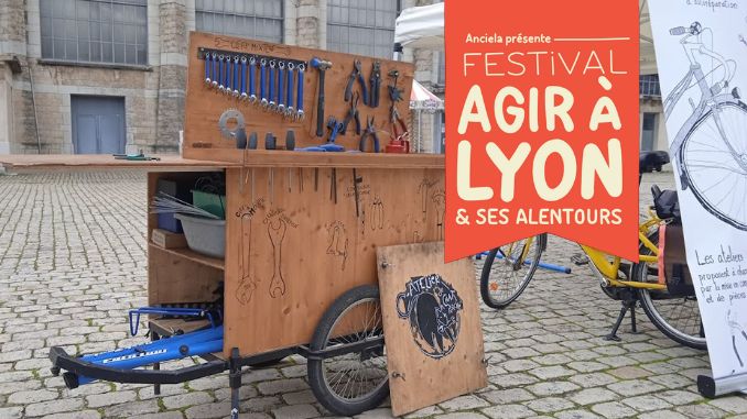Remorque mobile, avec la bannière de Agir à Lyon 2026